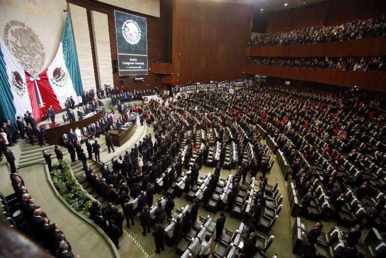 Auditorio Nacional y Zócalo, alternativas para sesión del Congreso General el 01 de septiembre