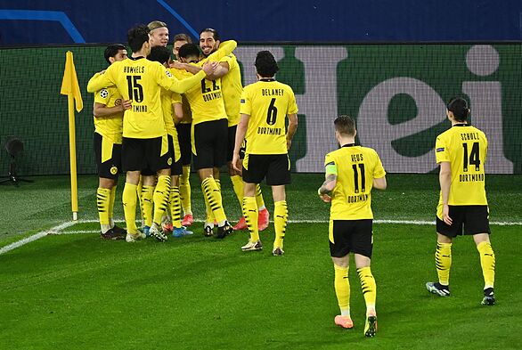Borussia Dortmund y Porto avanzan cuartos de final en medio del drama