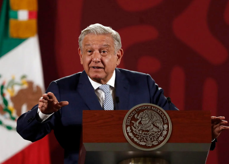 López Obrador niega que Centro Militar de Inteligencia utilice software Pegasus