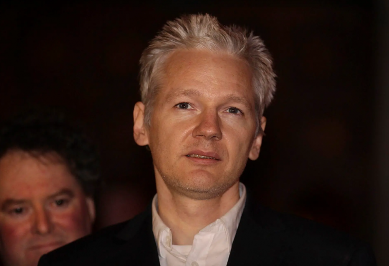 Juez británico rechaza el recurso de Assange contra su extradición a EE.UU.