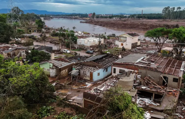 Inundaciones en el sur de Brasil suman 108 muertos y 136 desaparecidos